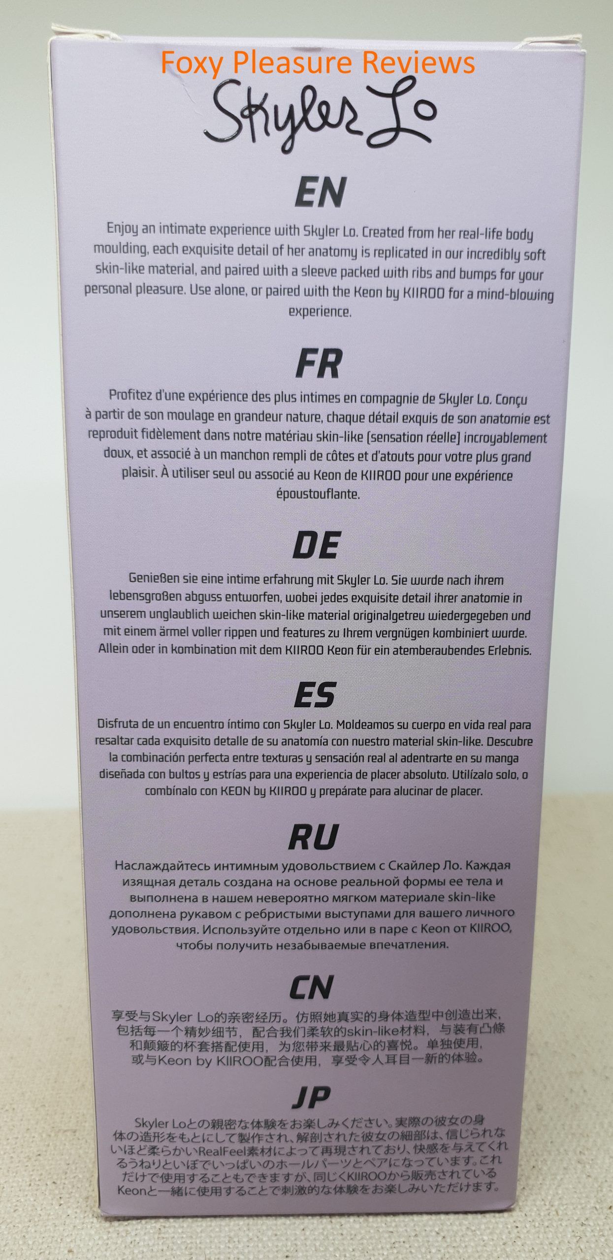 Third face of the packaging showing descriptions in seven languages
